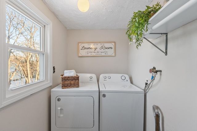 10 Fairview Road, Peabody, MA 01960