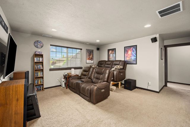19700 E Knox Ave, Liberty Lake, WA 99016