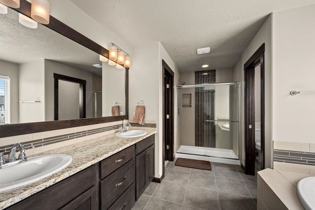 19700 E Knox Ave, Liberty Lake, WA 99016