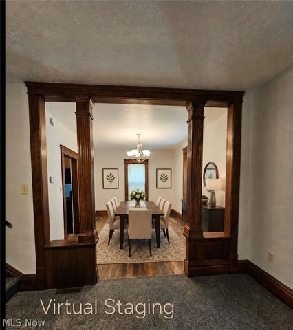 1005 Raymond Street, Akron, OH 44307