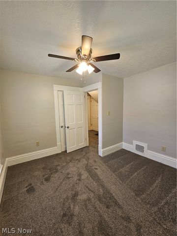 1005 Raymond Street, Akron, OH 44307