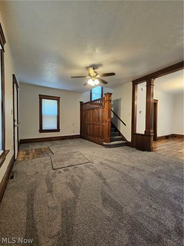 1005 Raymond Street, Akron, OH 44307