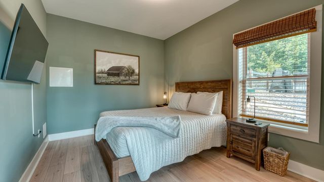 890 Hickory Drive, Mineral Bluff, GA 30559