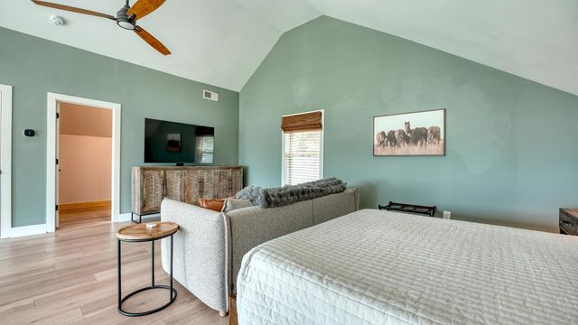890 Hickory Drive, Mineral Bluff, GA 30559