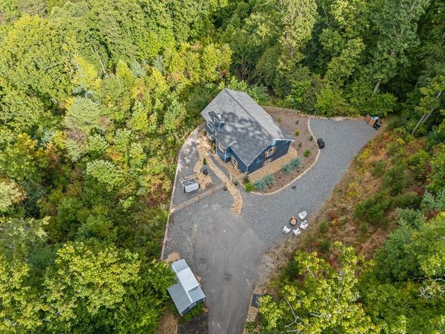 890 Hickory Drive, Mineral Bluff, GA 30559