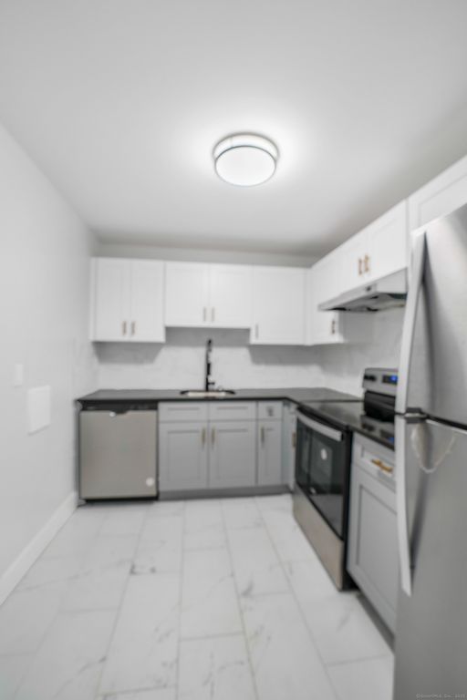 280 Collins Street 213, Hartford, CT 06105