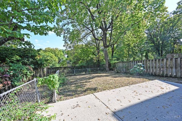 1120 Carson Avenue, Cincinnati, OH 45205