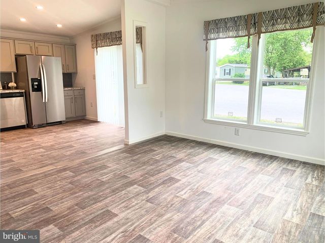 92 FLORENCE DRIVE, Elizabethtown, PA 17022
