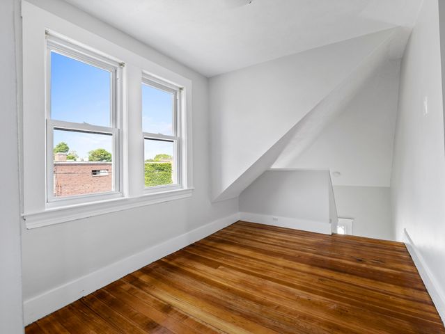 14 Windsor 2, Medford, MA 02155