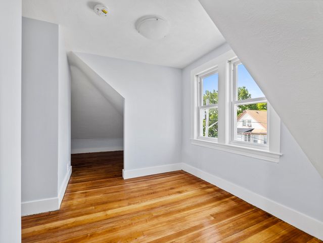 14 Windsor 2, Medford, MA 02155