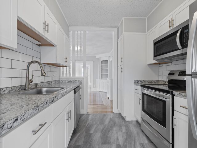 14 Windsor 2, Medford, MA 02155