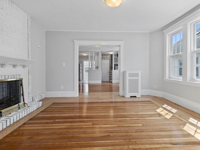 14 Windsor 2, Medford, MA 02155