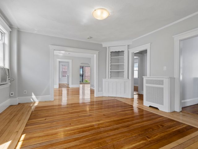 14 Windsor 2, Medford, MA 02155