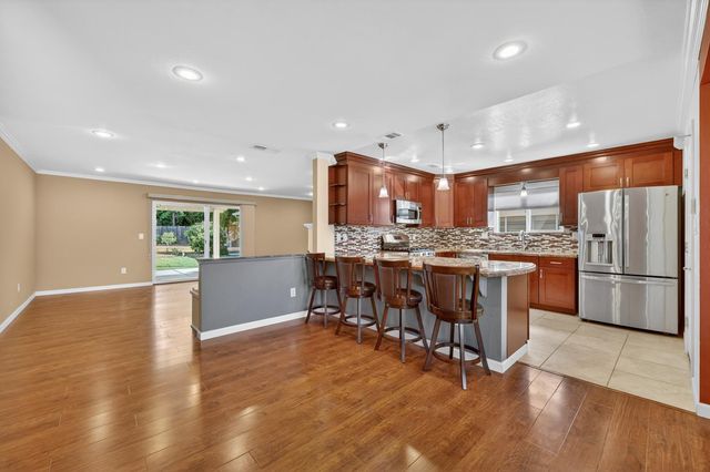 7927 Hanson Ave, Citrus Heights, CA 95610