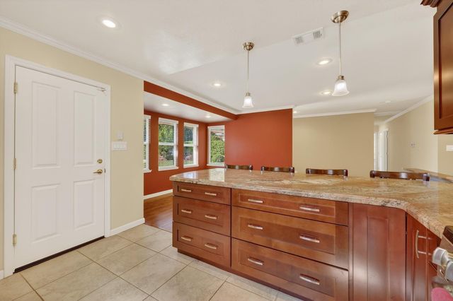 7927 Hanson Ave, Citrus Heights, CA 95610