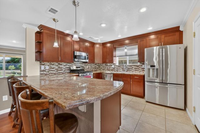 7927 Hanson Ave, Citrus Heights, CA 95610