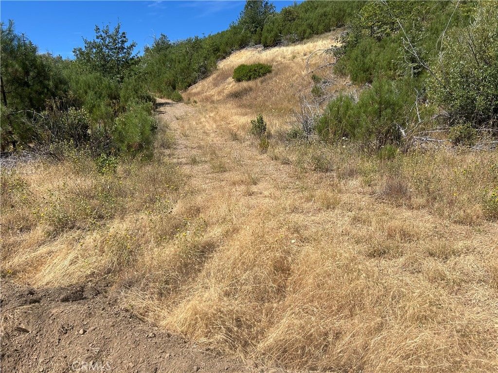 Image 17 of property listing at 7396 15th, Lucerne, CA 95458