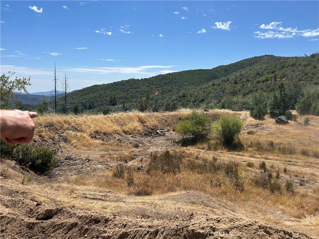 Image 18 of property listing at 7396 15th, Lucerne, CA 95458