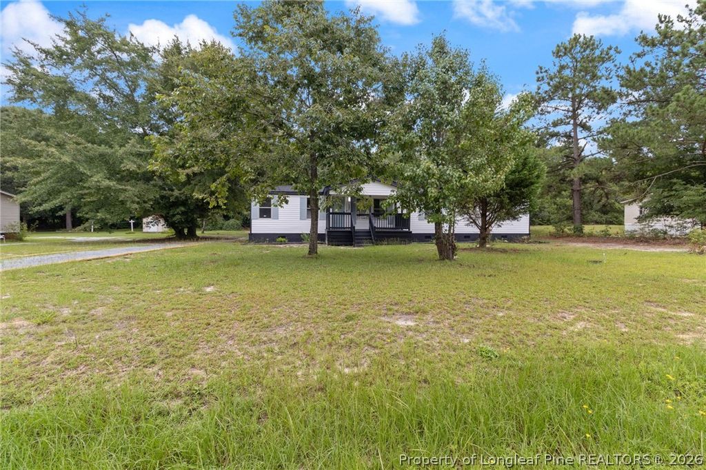 137 Huckabee Street, Raeford, NC 28376 — photo 4