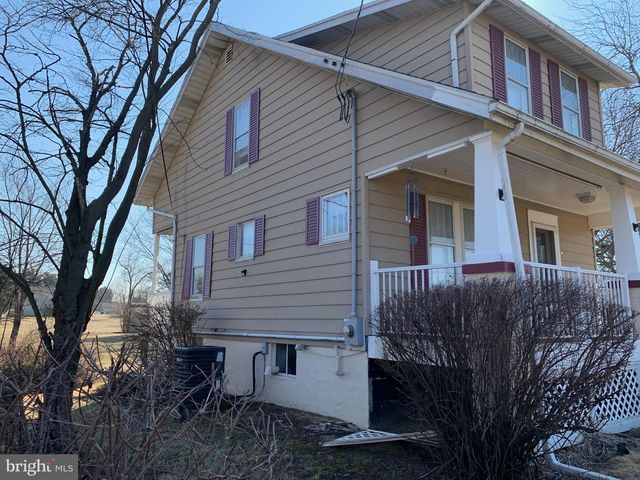 12207 W LAWN LN, Hagerstown, MD 21740