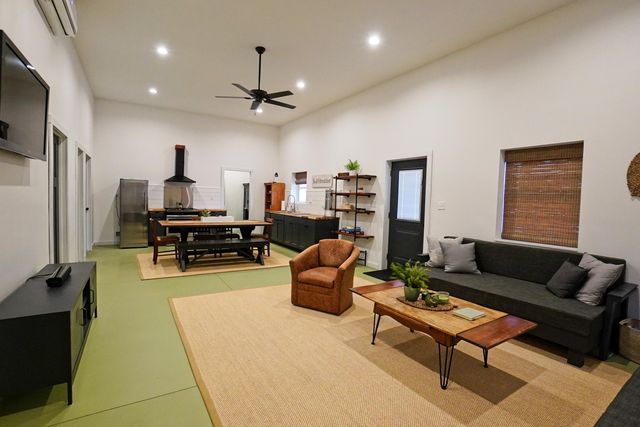 26271 E Red Bud Loop, Afton, OK 74331