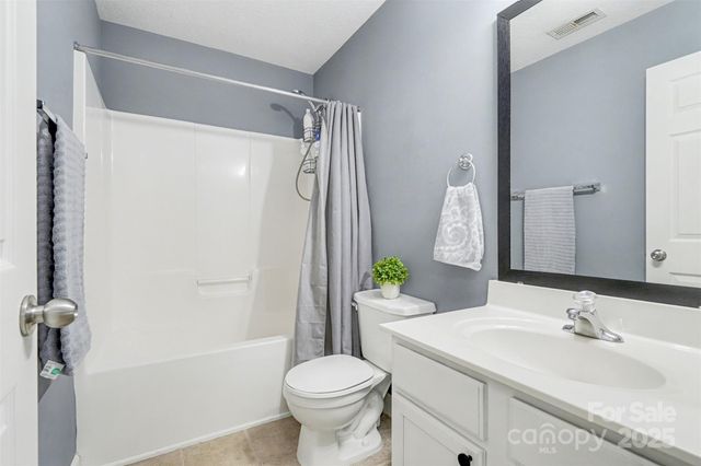 2104 Pawpaw Lane, Charlotte, NC 28269