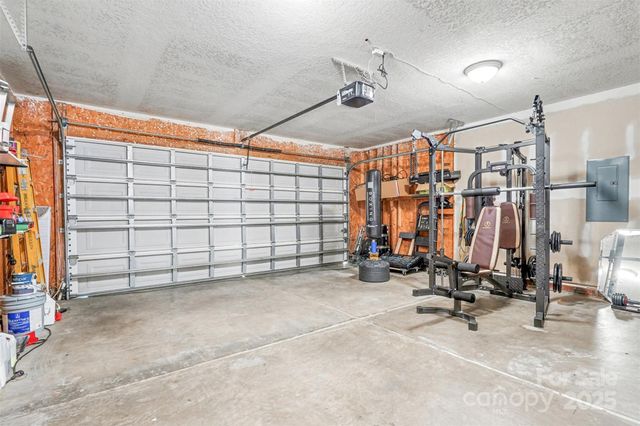 2104 Pawpaw Lane, Charlotte, NC 28269