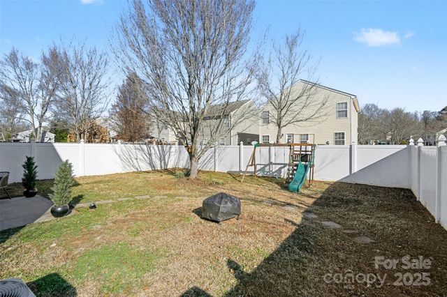 2104 Pawpaw Lane, Charlotte, NC 28269