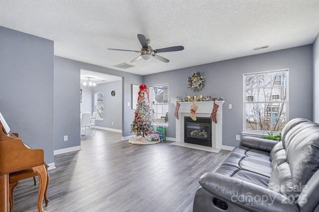 2104 Pawpaw Lane, Charlotte, NC 28269