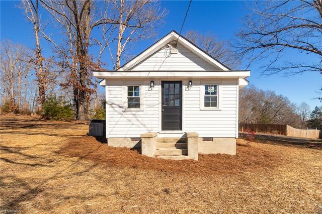 812 W Main Street, Franklinville, NC 27248