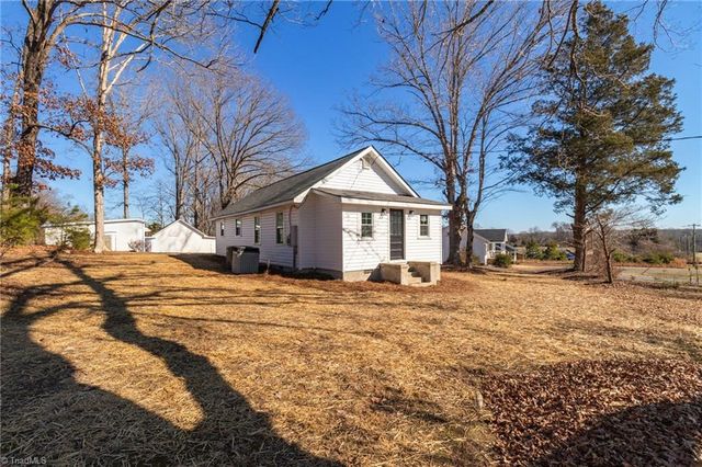 812 W Main Street, Franklinville, NC 27248