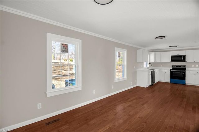 812 W Main Street, Franklinville, NC 27248