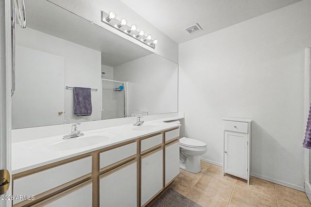 725 E LONG Avenue, Buckeye, AZ 85326