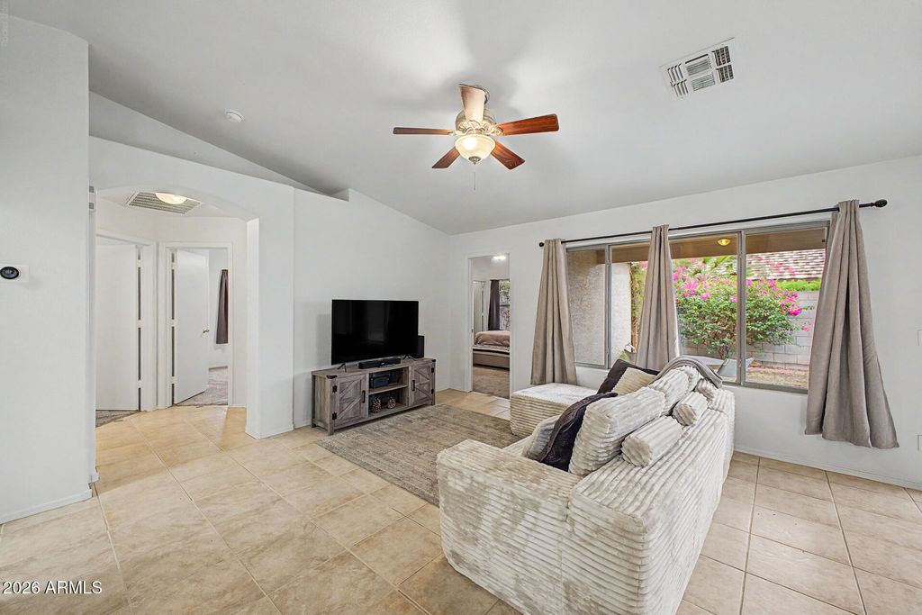 725 E LONG Avenue, Buckeye, AZ 85326 — photo 4