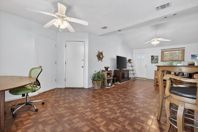 1706 Hitching Post Road, Granbury, TX 76049