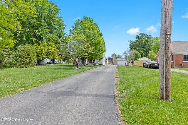 4803 S 6th St, Louisville, KY 40214