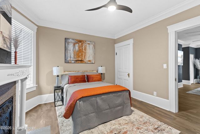 4803 S 6th St, Louisville, KY 40214