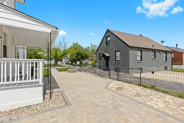 4803 S 6th St, Louisville, KY 40214