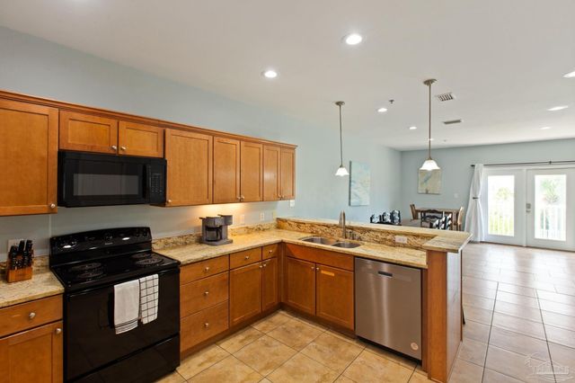 1488 W Beach Blvd 5, Gulf Shores, AL 36542