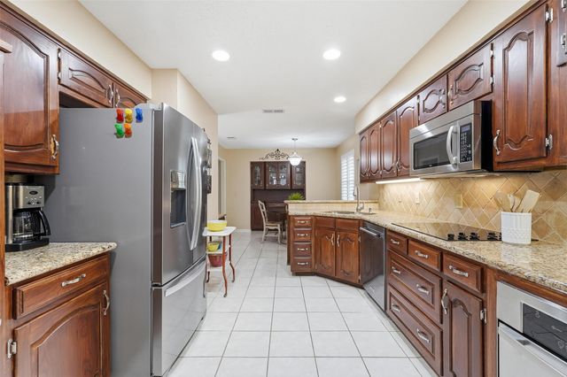 716 Willow Brook Drive, Allen, TX 75002