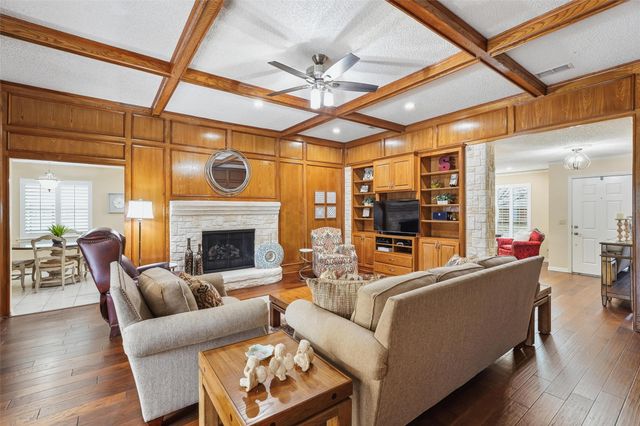 716 Willow Brook Drive, Allen, TX 75002