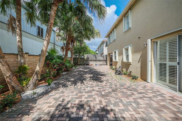 11942 SW 126th Ln, Miami, FL 33186