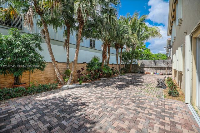 11942 SW 126th Ln, Miami, FL 33186