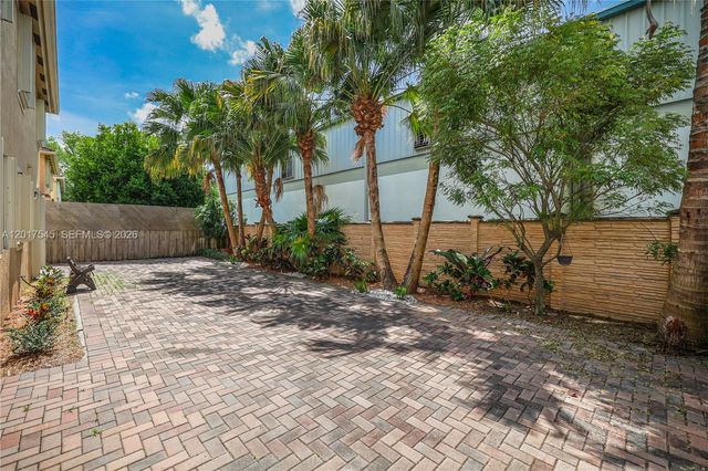 11942 SW 126th Ln, Miami, FL 33186