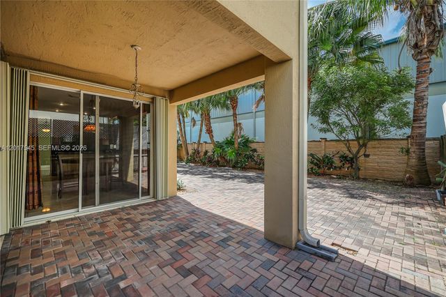 11942 SW 126th Ln, Miami, FL 33186