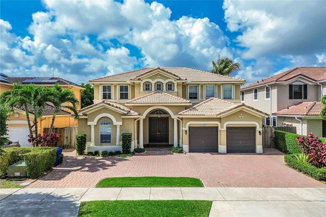 11942 SW 126th Ln, Miami, FL 33186
