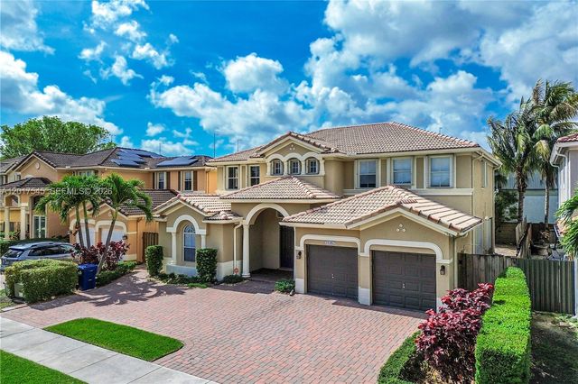 11942 SW 126th Ln, Miami, FL 33186