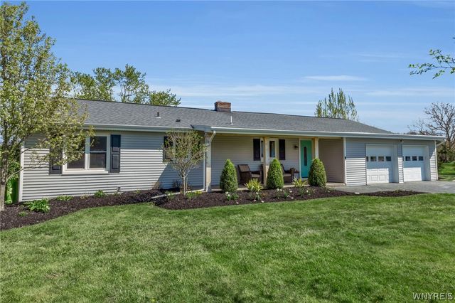 7318 Michael Road, Orchard Park, NY 14127