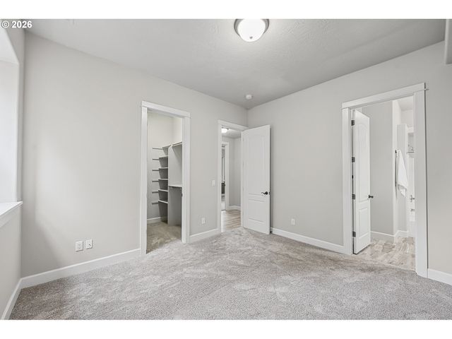 3244 WINTERCREEK Dr, Eugene, OR 97405