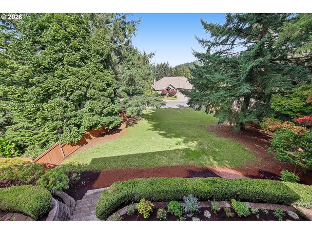 3244 WINTERCREEK Dr, Eugene, OR 97405